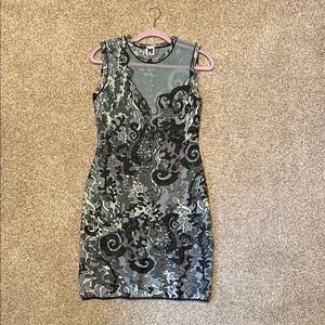 M by Missoni Elegant Sleeveless cocktail dress - green, black. Sparkles, netting